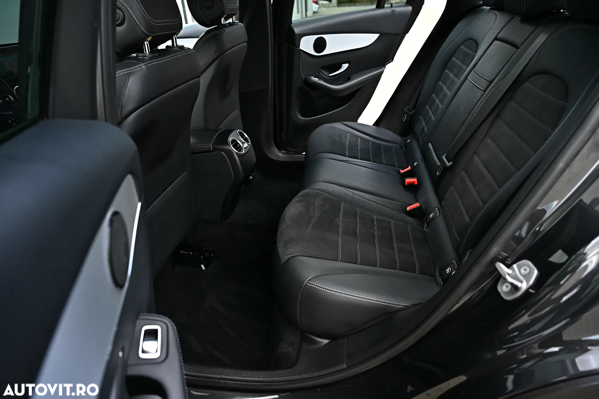 Mercedes-Benz GLC 220 d 4Matic 9G-TRONIC Edition AMG Line - 19