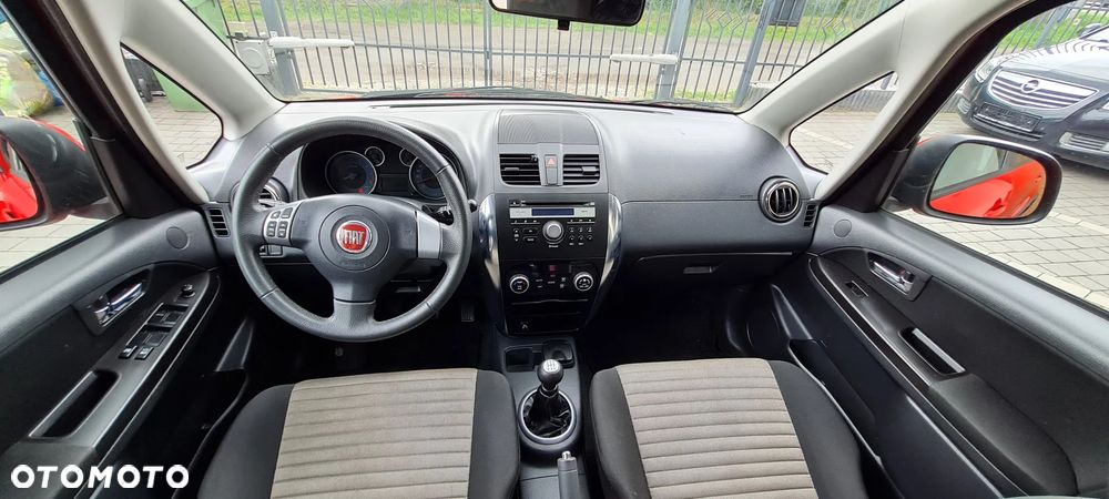 Fiat Sedici 1.6 16V 4x2 Emotion - 15