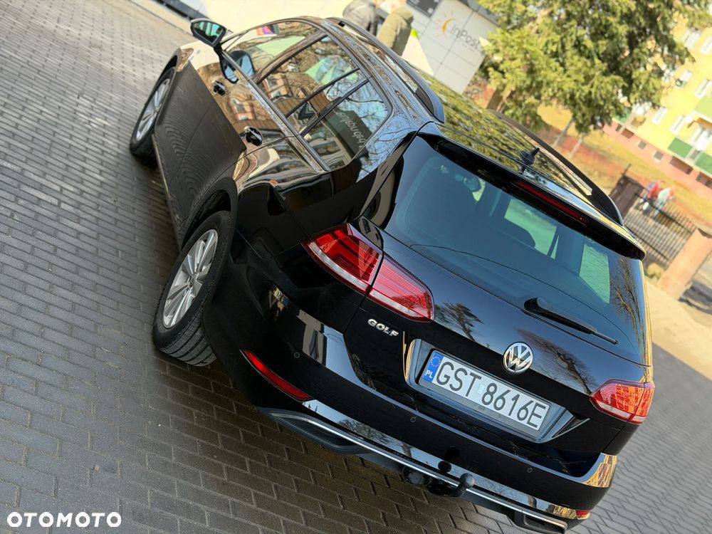 Volkswagen Golf 1.6 TDI SCR DSG Comfortline - 10