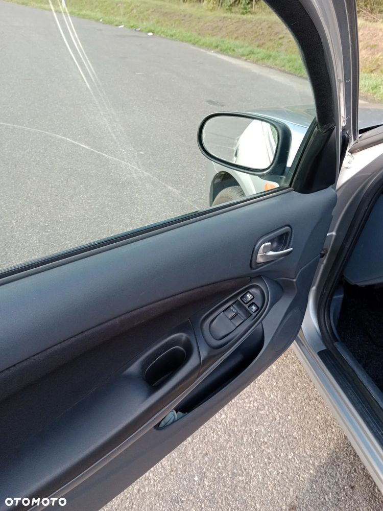 Nissan Almera II 1.8 Acenta - 13