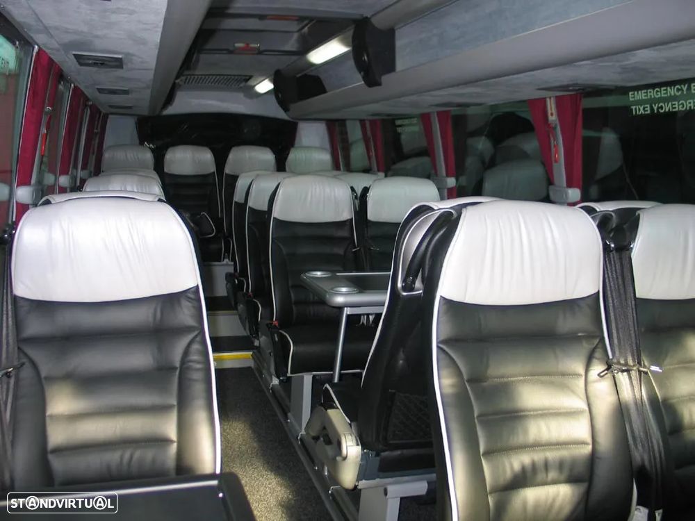 Mercedes Benz SPRINTER 616 CDI Lug 20+Guia - 4