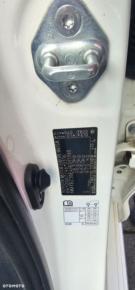 Toyota Corolla - 5
