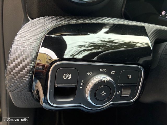 Mercedes-Benz A 250 e - 33