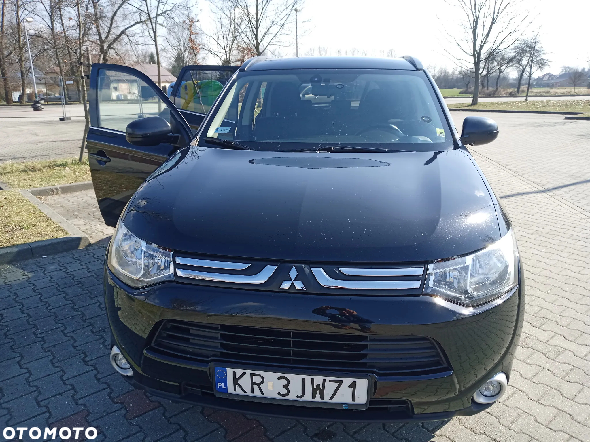 Mitsubishi Outlander - 8