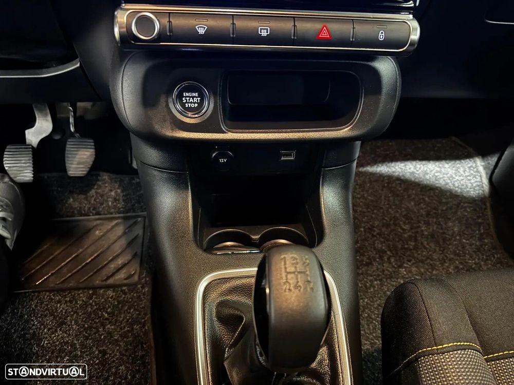 Citroën C3 1.2 PureTech Shine - 30