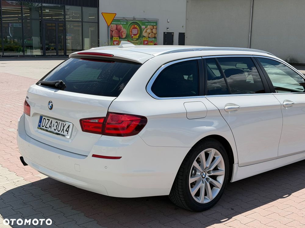 BMW Seria 5 528i Luxury Line - 5