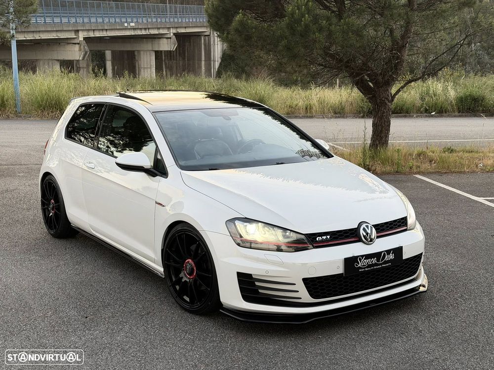 VW Golf GTI BlueMotion - 2