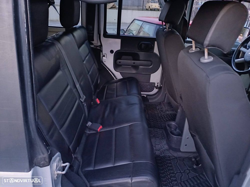 Jeep Wrangler 2.8 CRD ATX Sport - 9