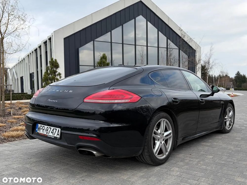 Porsche Panamera 4 - 7