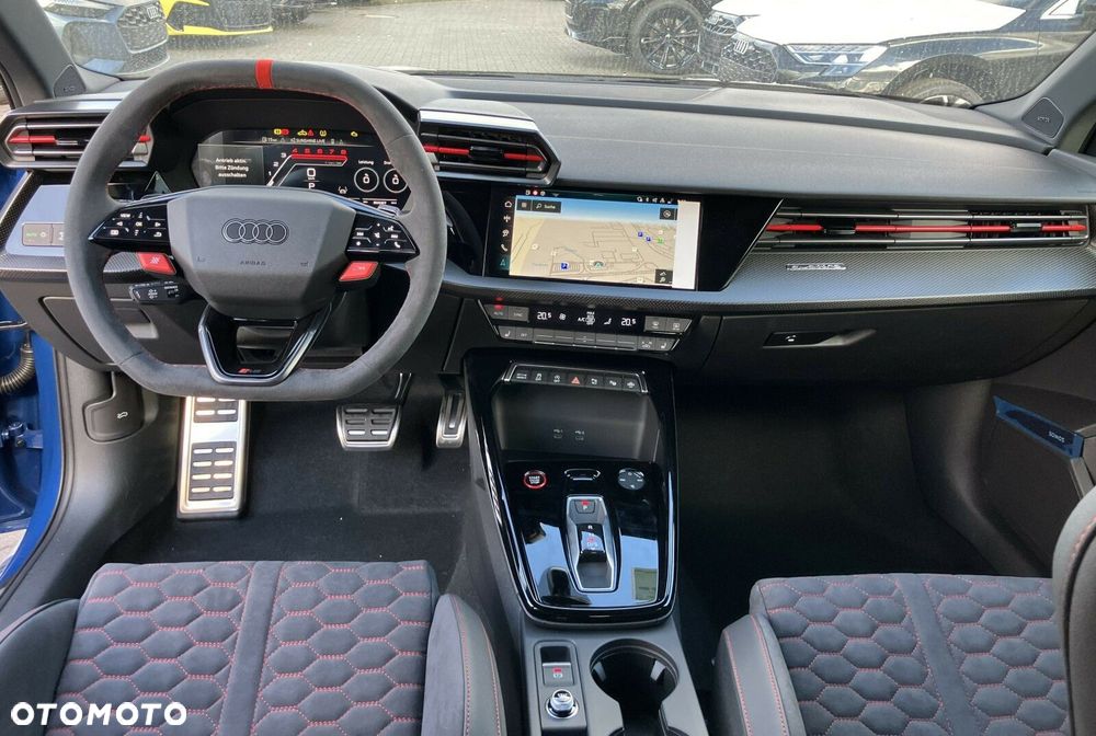 Audi RS3 Limousine - 27
