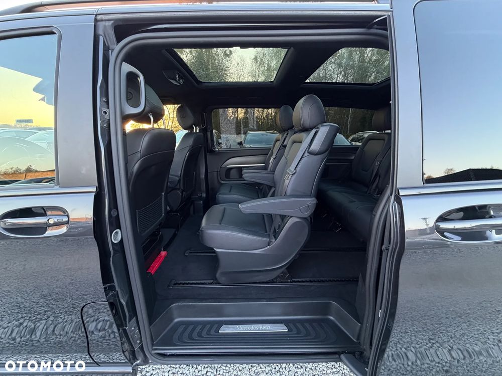 Mercedes-Benz Klasa V 300 d lang 9G-TRONIC Avantgarde - 29