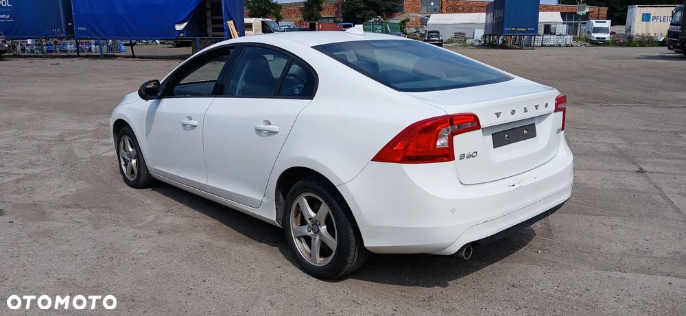 Volvo S60 D3 Geartronic Business Edition - 6