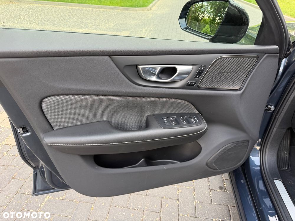 Volvo S60 B5 B AWD Ultimate Dark - 15
