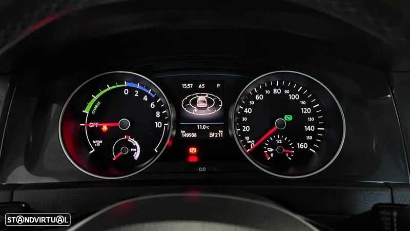 VW e-Golf AC/DC - 11