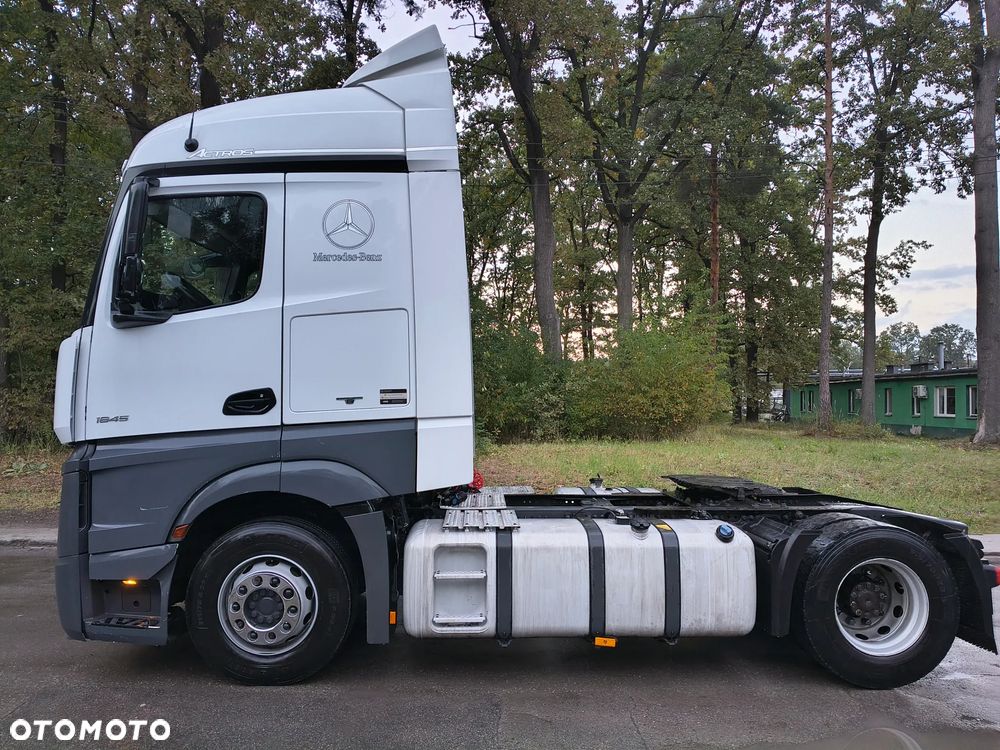 Mercedes-Benz Actros - 6