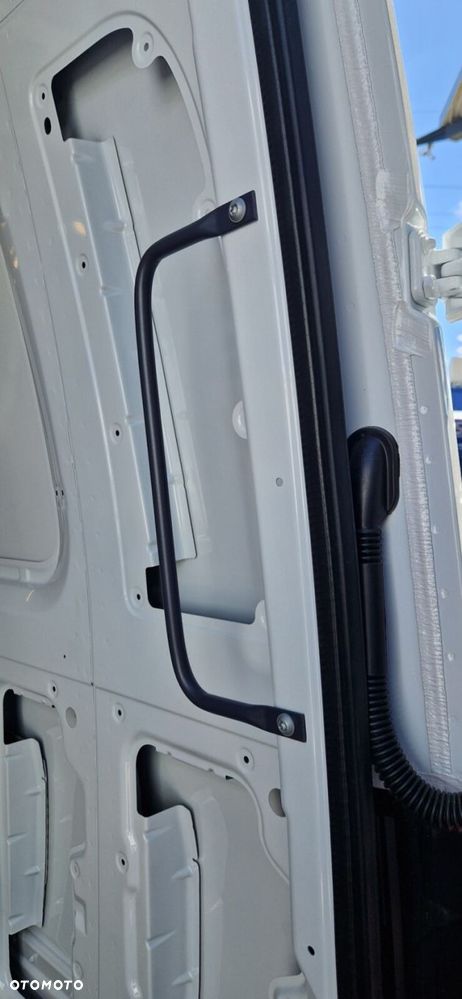 Mercedes-Benz Sprinter Sprinter - 12