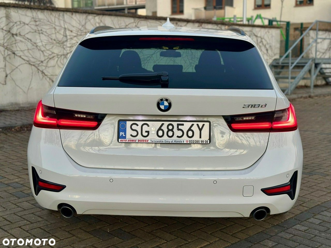 BMW Seria 3 318d Sport Line - 13