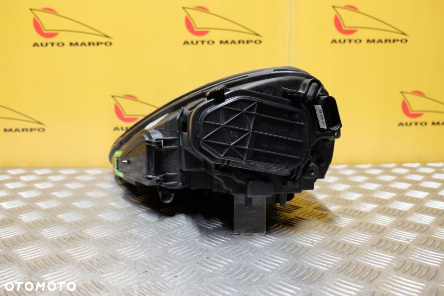 PORSCHE CAYENNE 2010 2011- REFLEKTOR LAMPA XENON R USA - 14