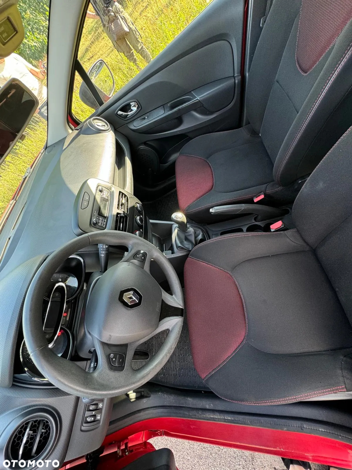 Renault Clio - 26
