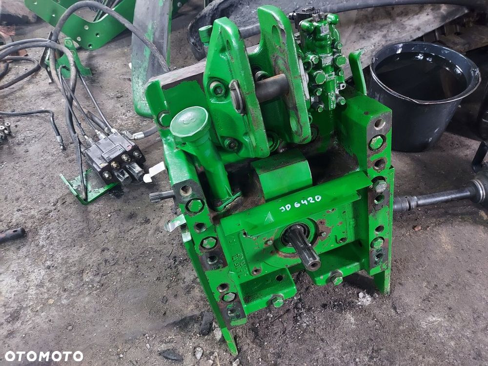 WOM TYŁ WAŁEK ODBIORU MOCY L115171 L153497 JOHN DEERE 6420 2002r - 1