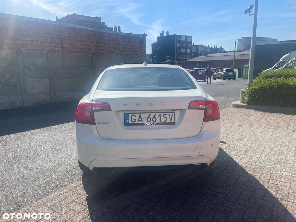 Volvo S60 T5 Drive-E Summum - 5