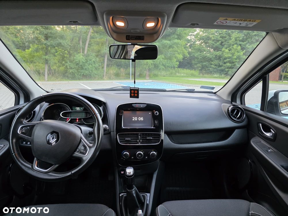 Renault Clio - 15