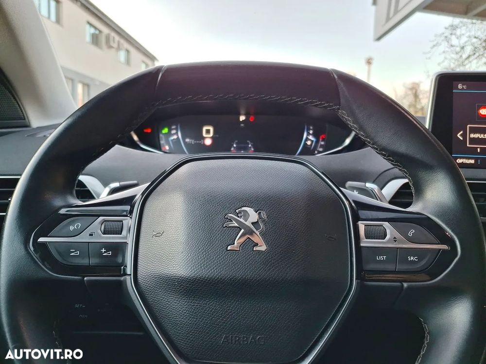 Peugeot 3008 PureTech 130 Stop & Start GPF EAT8 Allure - 24