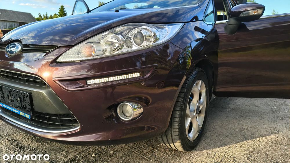 Ford Fiesta 1.6 TDCi Individual - 27