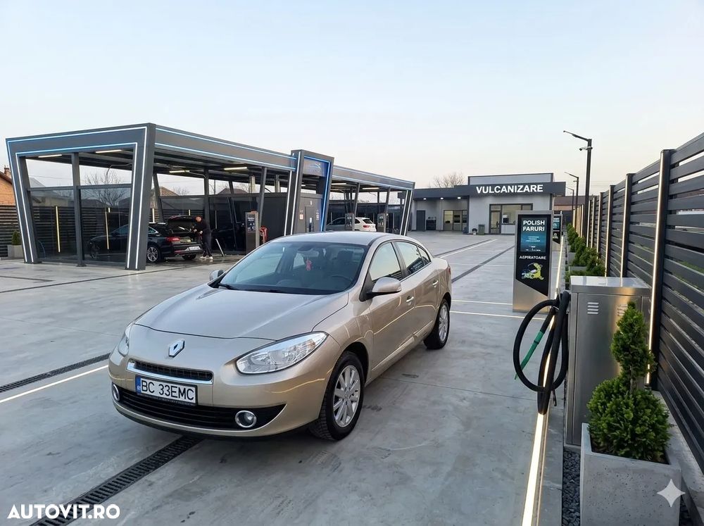 Renault Fluence 1.6 16V Privilege - 4