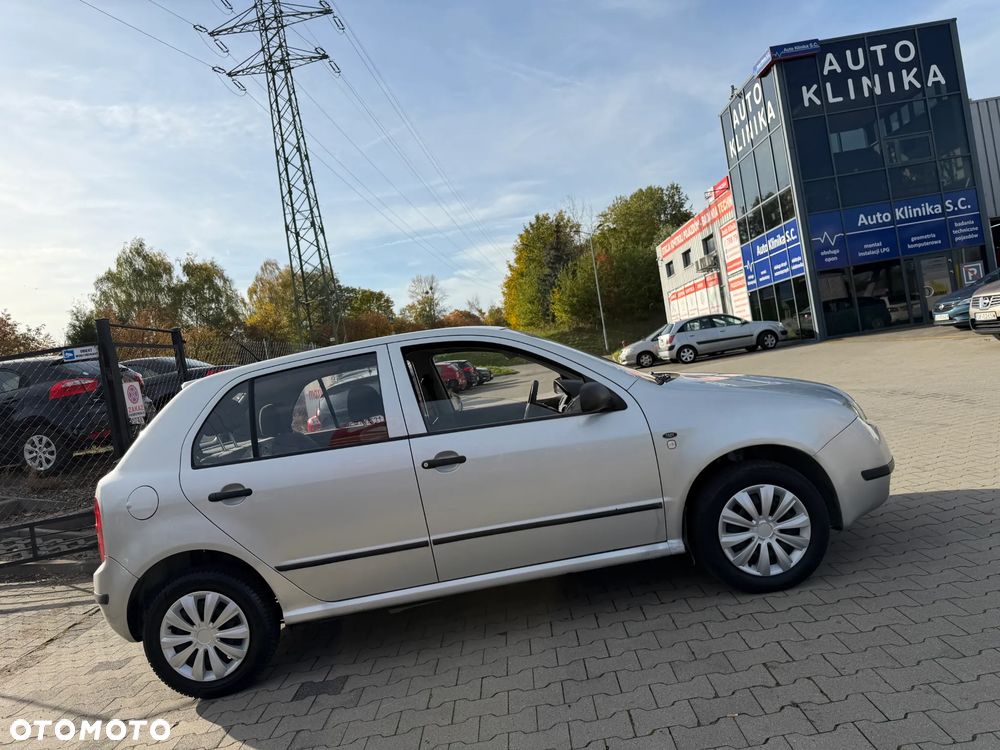 Skoda Fabia 2002 photo 3