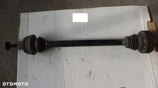 PÓŁOŚ PRAWY LEWY TYŁ AUDI 4H0501204C 4H0501203C