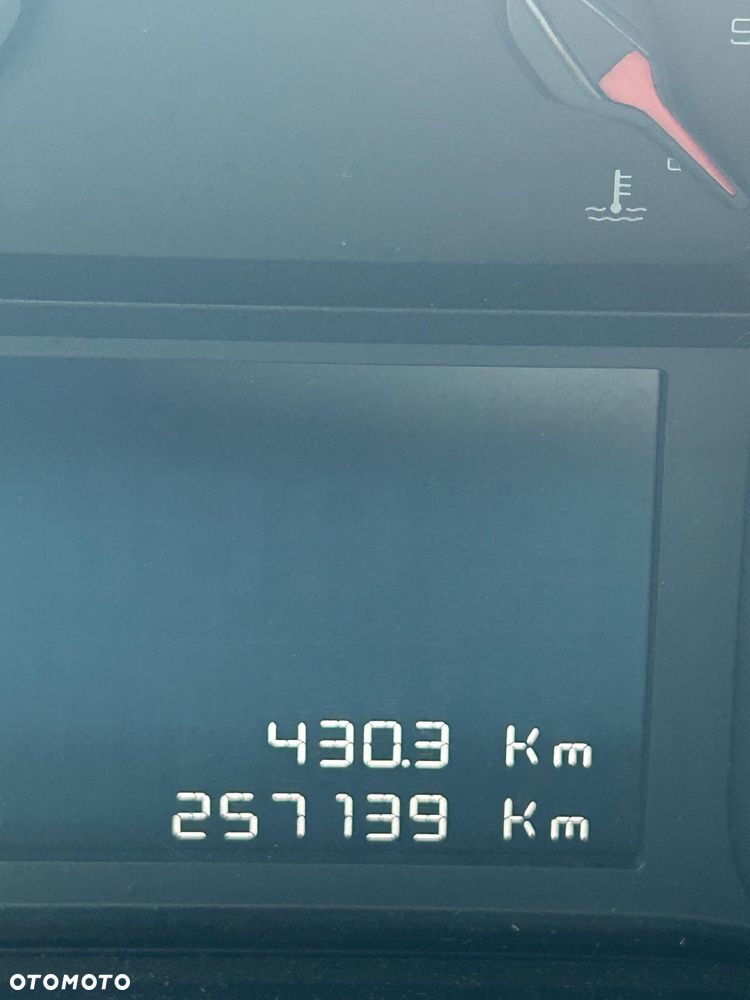 Peugeot PARTNER - 6