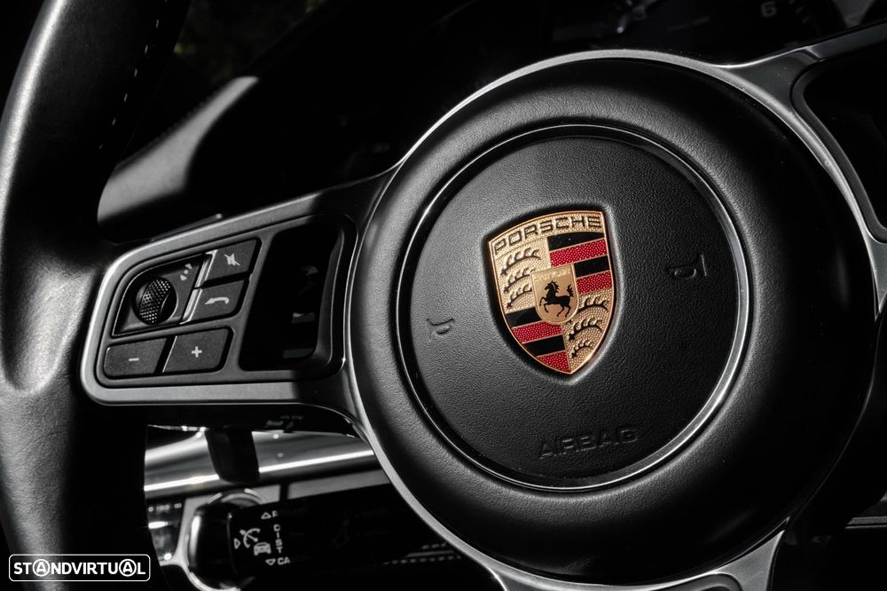 Porsche Panamera Sport Turismo 4 E-Hybrid - 28