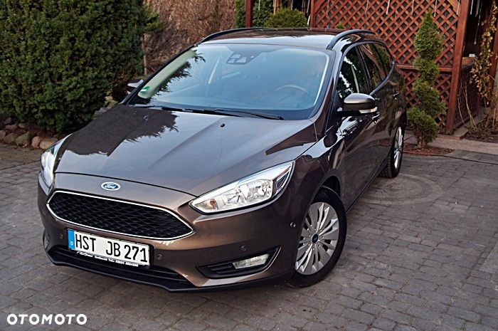 Ford Focus 1.5 EcoBoost STart-Stopp-System TITANIUM - 1