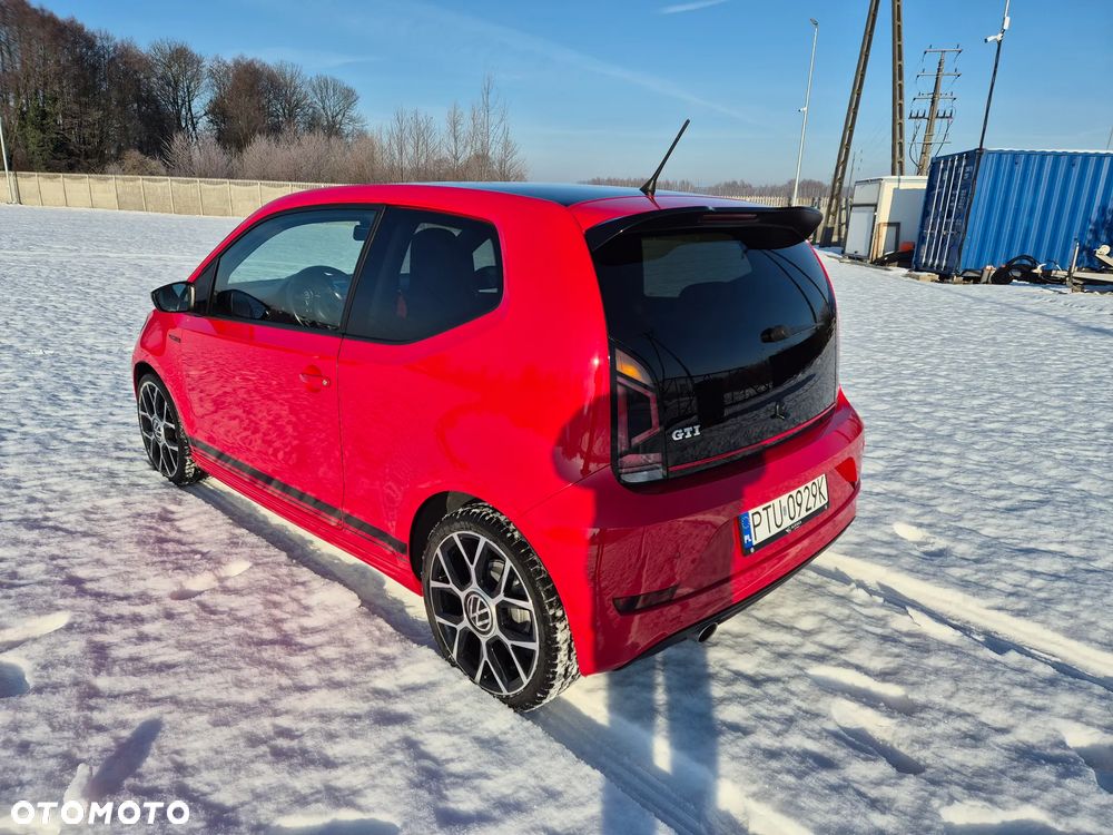 Volkswagen up! - 3