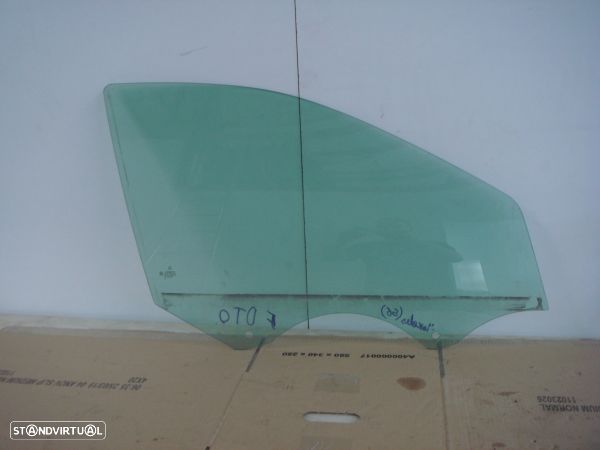 Vidro Porta Fr Dto Mercedes-Benz C-Class (W203) - 1