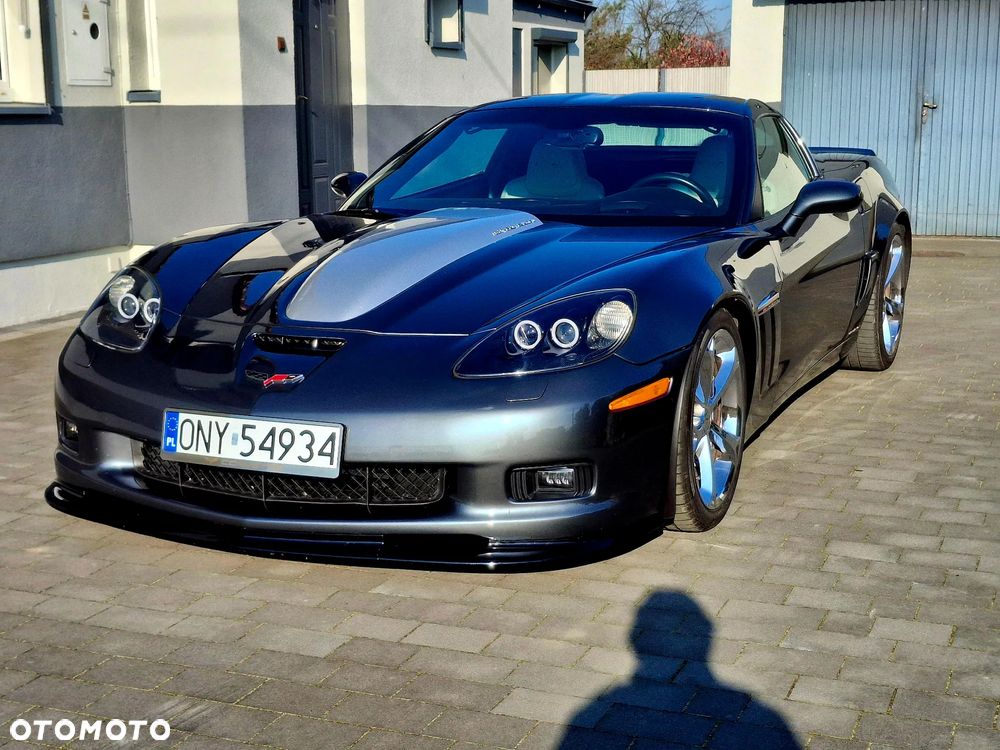 Chevrolet Corvette - 1