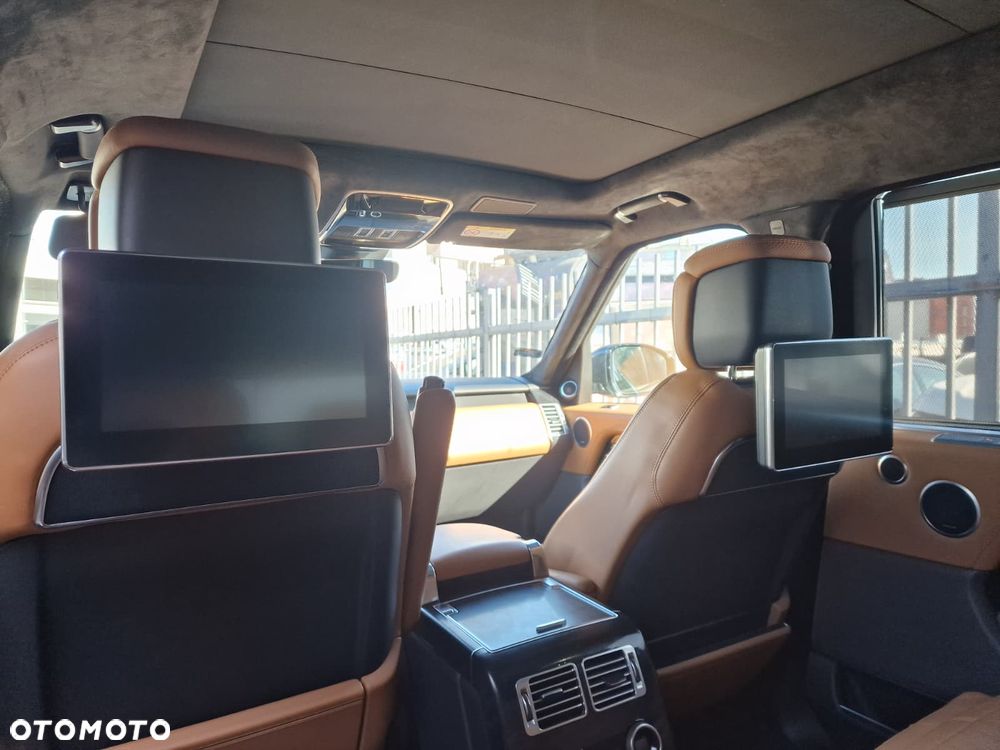 Land Rover Range Rover 4.4SD V8 LWB AB - 31