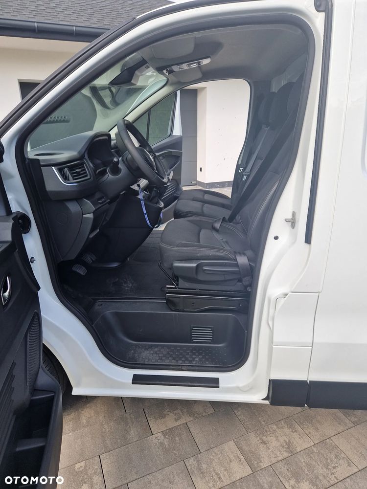 Renault Trafic - 15
