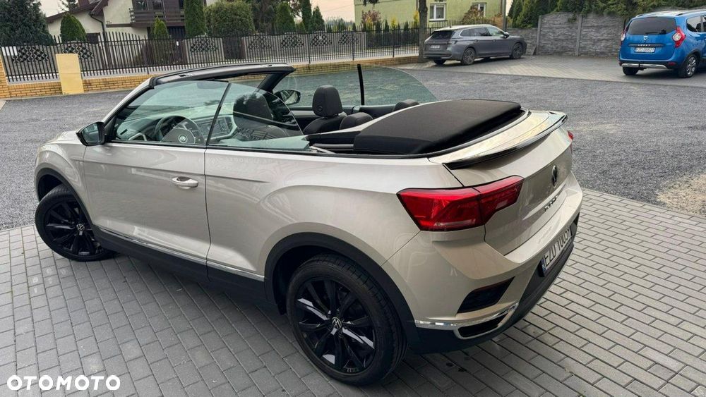 Volkswagen T-Roc - 10