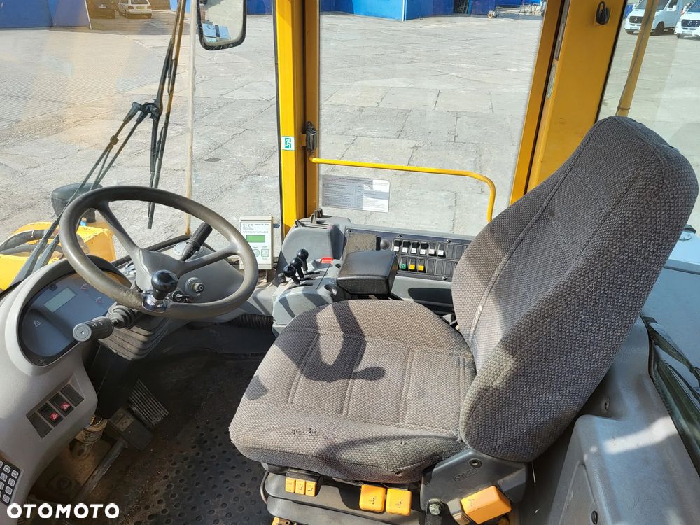 Volvo L 120 E spr z Niemiec - 9