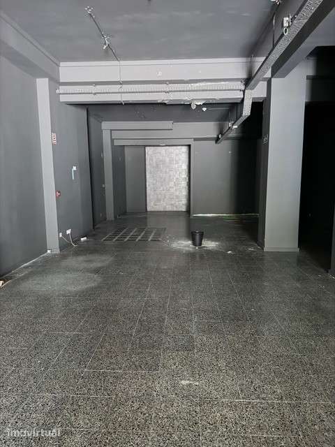 Imóvel comercial em Avenidas Novas, Lisboa - Grande imagem: 3/4