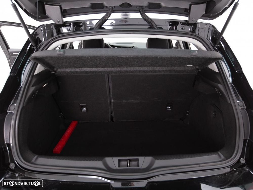 Renault Mégane 1.5 Blue dCi Limited - 11