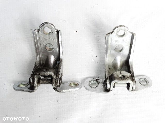 KIA Carens 3 Zawiasy Drzwi Przód Tył Lewe Prawe - 12