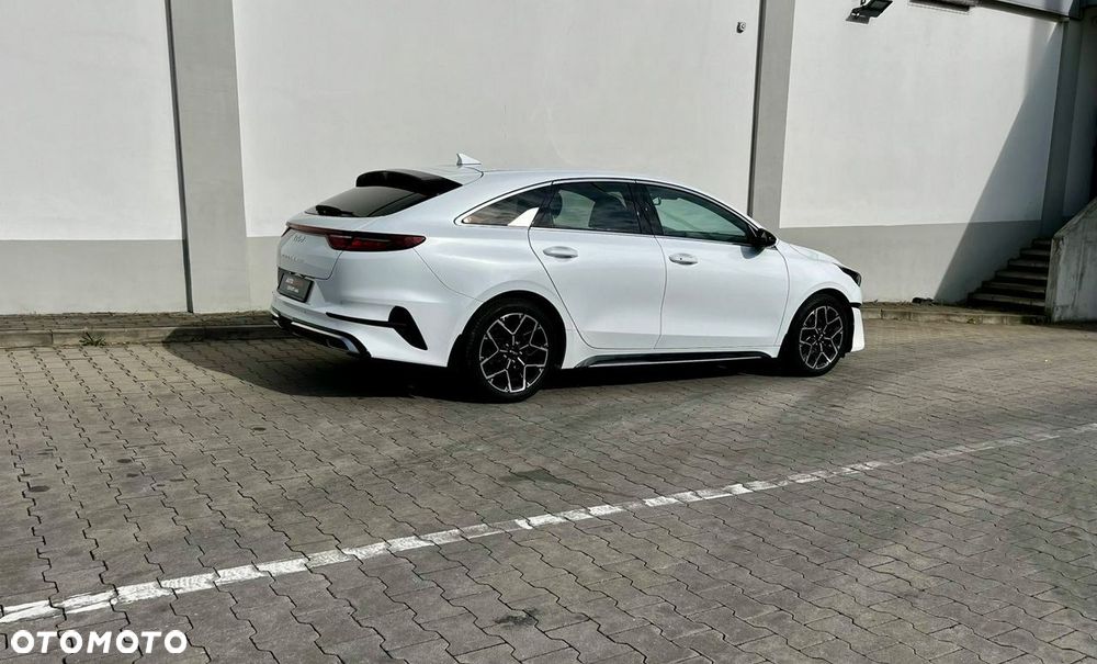 Kia ProCeed - 23