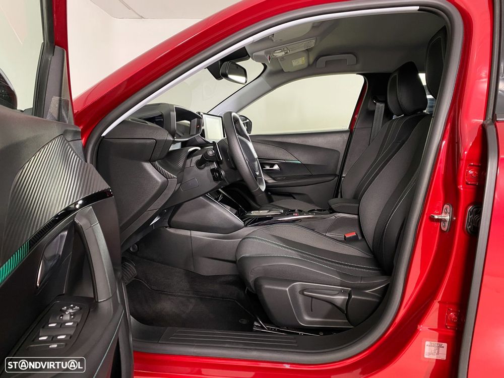 Peugeot 2008 1.2 PureTech Allure Pack EAT8 - 9