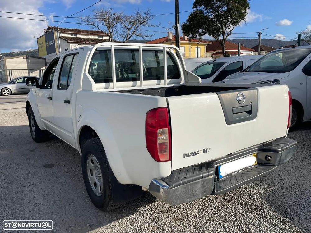 Nissan Navara 2.5 dCi CD LE - 2