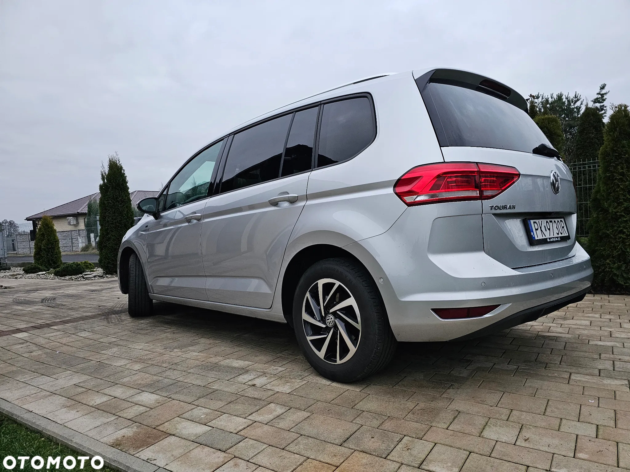 Volkswagen Touran 1.6 TDI SCR DSG Join - 5