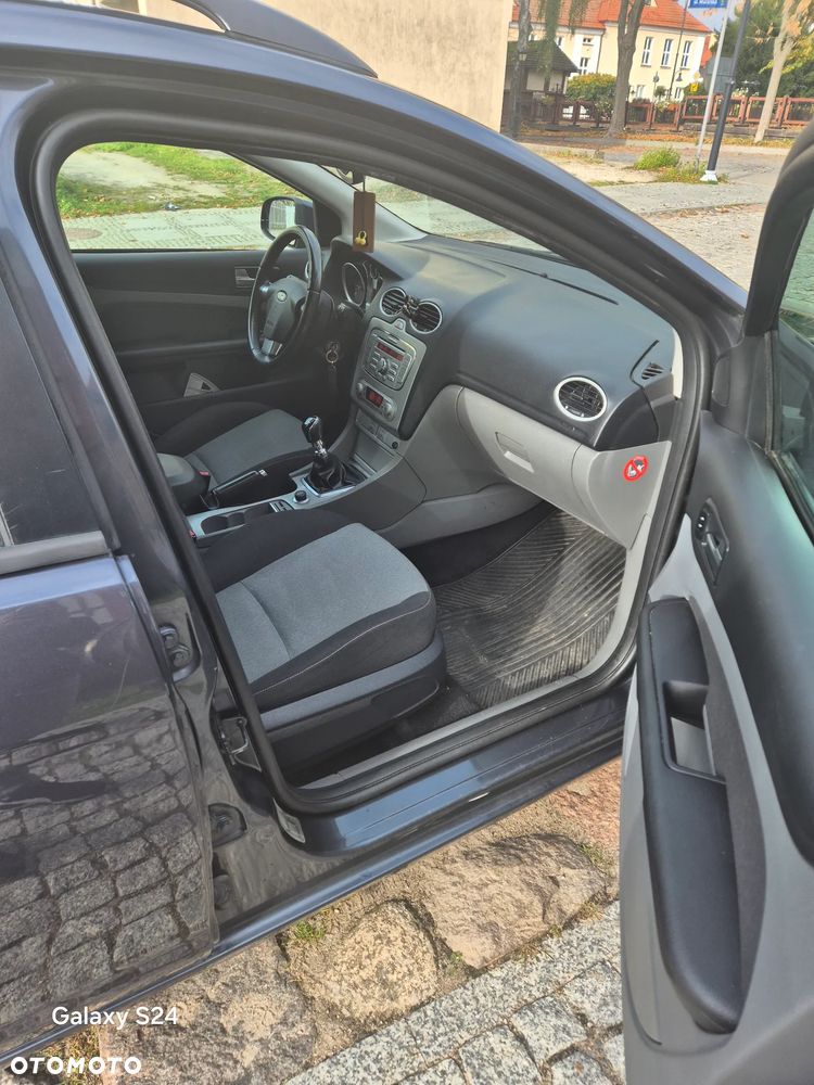 Ford Focus - 10