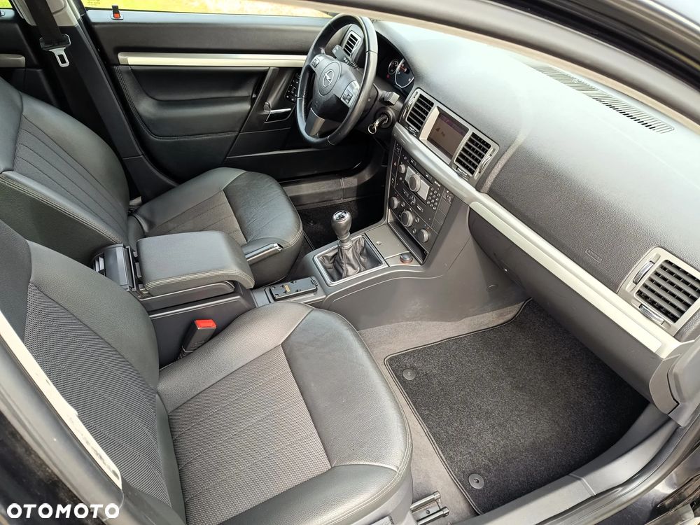 Opel Vectra 1.9 CDTI Caravan - 11